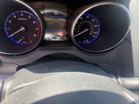 Used 2019 Subaru Outback 2.5i AWD/4WD image 3