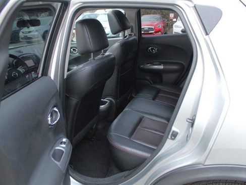 Used 2011 Nissan Juke SL w/ Chrome Pkg image 22