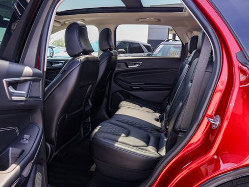Used 2024 Ford Edge Titanium w/ Equipment Group 301A AWD/4WD image 16