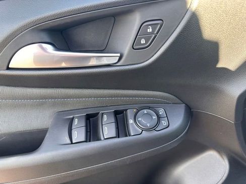 New 2026 Buick Envista Sport Touring w/ Convenience I Package FWD image 16