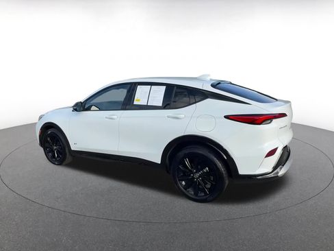 Used 2025 Buick Envista Sport Touring image 10