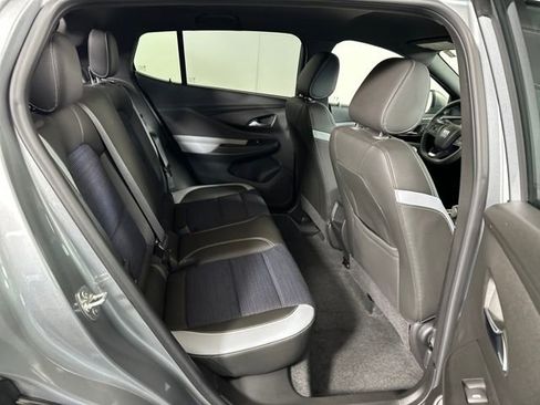 Used 2024 Buick Envista Preferred w/ Advanced Safety Package image 27