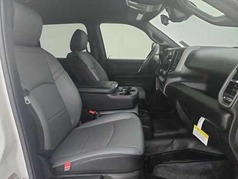 New 2026 RAM 5500 Tradesman w/ Chrome Appearance Group image 23