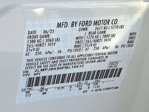 Used 2023 Lincoln Nautilus Reserve w/ Equipment Group 201A image 26