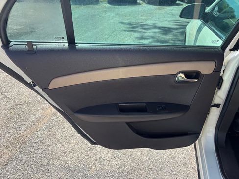 Used 2011 Chevrolet Malibu LT w/ Interface Package FWD image 15