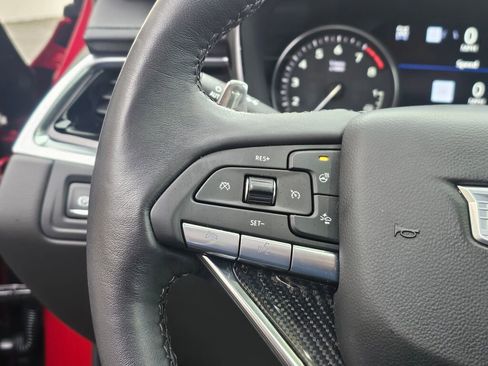 Certified 2024 Cadillac XT6 Sport w/ Technology Package image 33