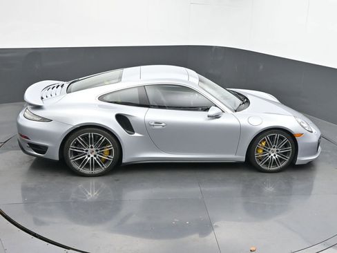 Used 2014 Porsche 911 Turbo S w/ Light Design Package image 38