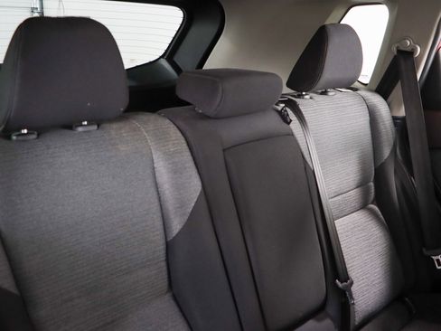 Used 2023 Nissan Rogue SV image 27