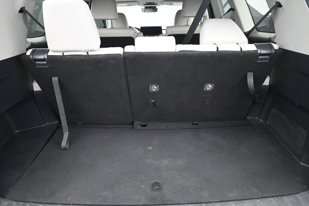 Used 2026 Toyota Grand Highlander XLE FWD image 16