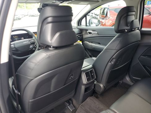 New 2026 Kia Sportage EX w/ EX Panorama Roof Package image 11