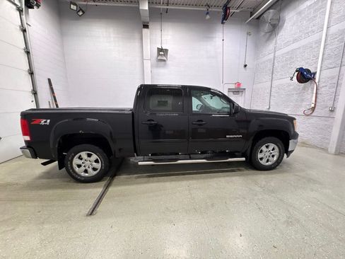 Used 2012 GMC Sierra 1500 SLT w/ SLT Convenience Package AWD/4WD image 3