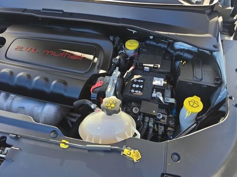 Used 2018 Jeep Compass Latitude image 31