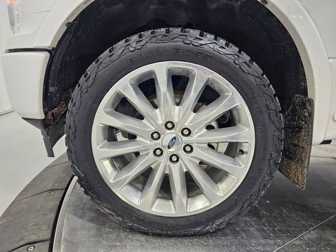 Used 2019 Ford F150 Limited w/ Trailer Tow Package image 11