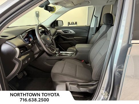 Used 2020 Chevrolet Traverse LS FWD image 10