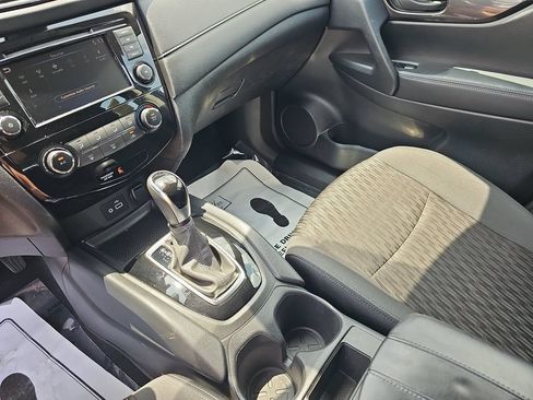 Used 2020 Nissan Rogue S AWD/4WD image 24