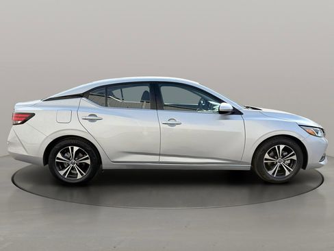 Used 2022 Nissan Sentra SV image 7