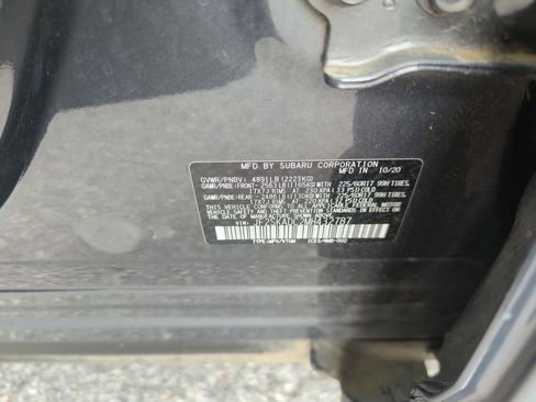 Used 2021 Subaru Forester AWD/4WD image 12