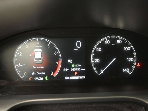 Used 2024 Honda HR-V LX image 12