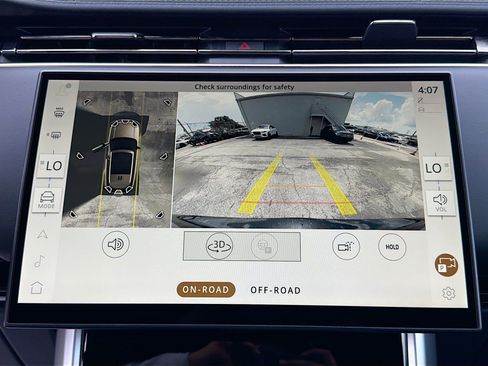 New 2026 Land Rover Range Rover SE AWD/4WD image 33