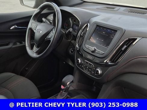 Used 2022 Chevrolet Equinox RS w/ LPO, Cargo Package image 11