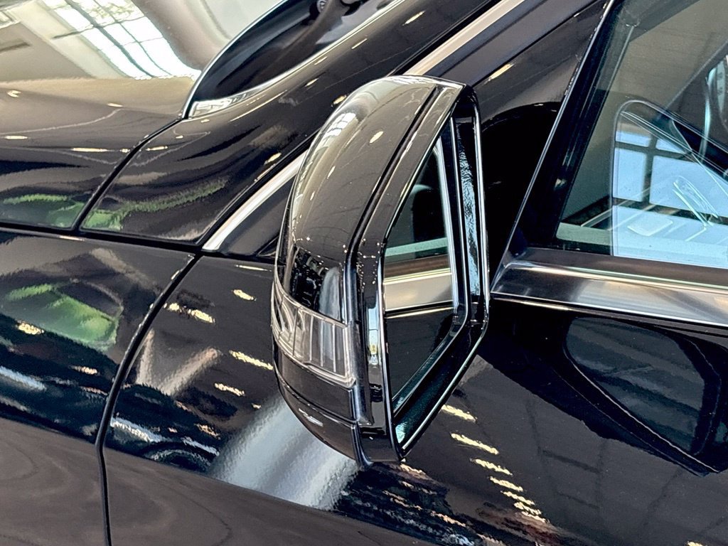 Used 2016 Mercedes-Benz E 350 Sedan image 9