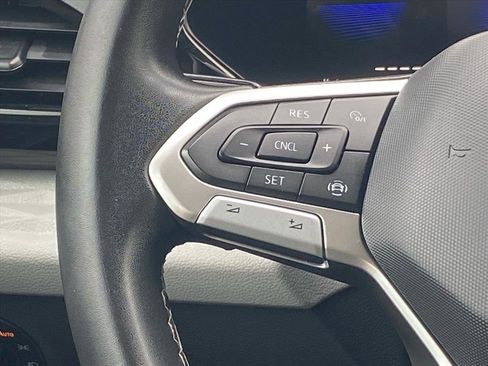 Used 2023 Volkswagen Taos S image 5