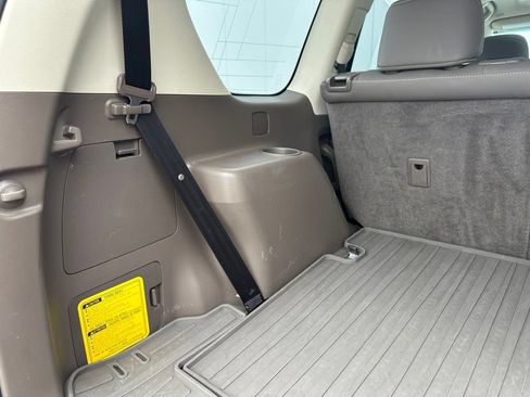 Used 2019 Lexus GX 460 Premium AWD/4WD image 25