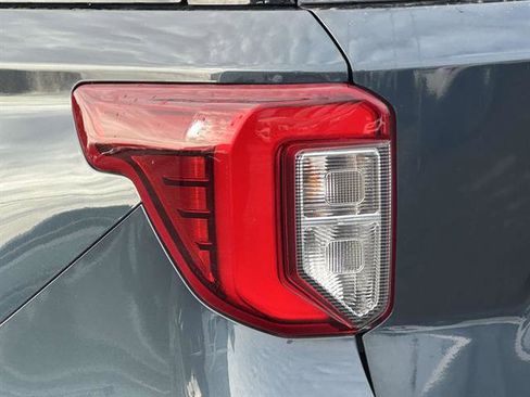 Used 2022 Ford Explorer ST w/ Equipment Group 401A image 9