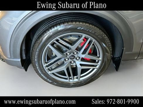 Used 2025 Ford Explorer ST-Line w/ Premium Package RWD image 33