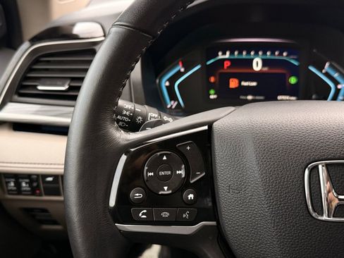 Used 2023 Honda Odyssey Elite image 38