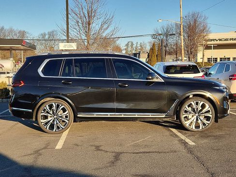 Used 2023 BMW X7 xDrive40i w/ Executive Package image 7