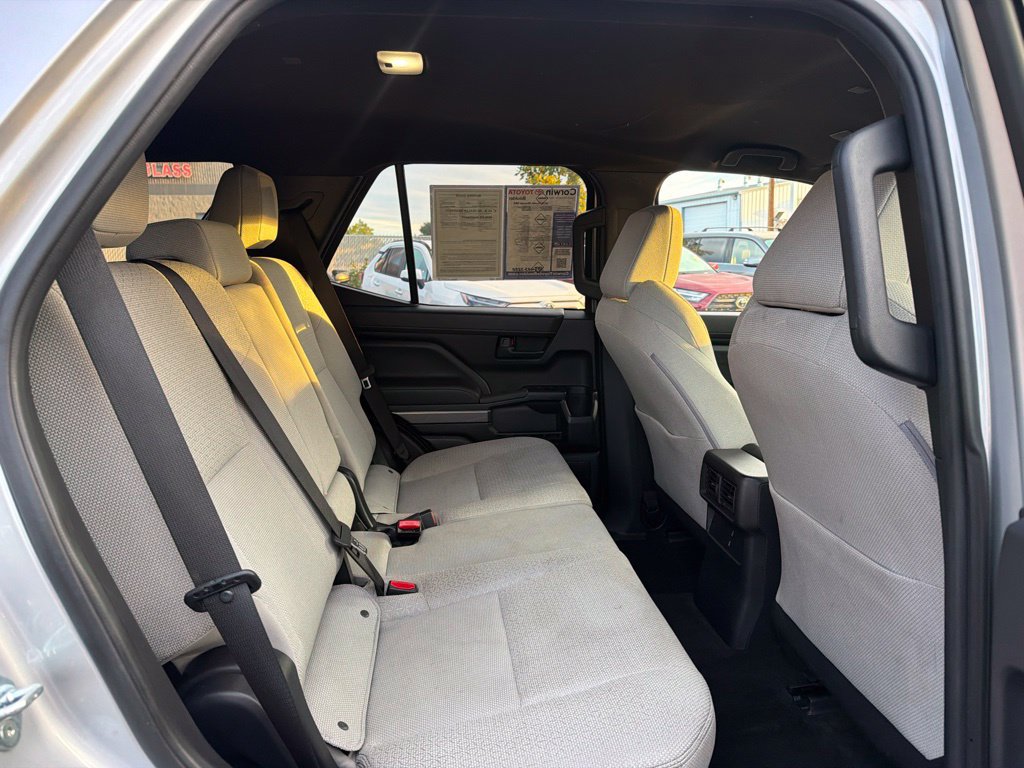 Used 2026 Toyota 4Runner SR5 AWD/4WD image 15