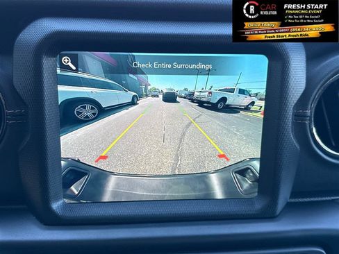 Used 2021 Jeep Gladiator Overland AWD/4WD image 23