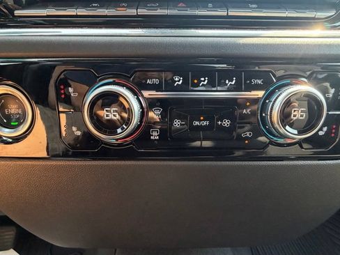 Used 2024 GMC Sierra 1500 Elevation AWD/4WD image 19