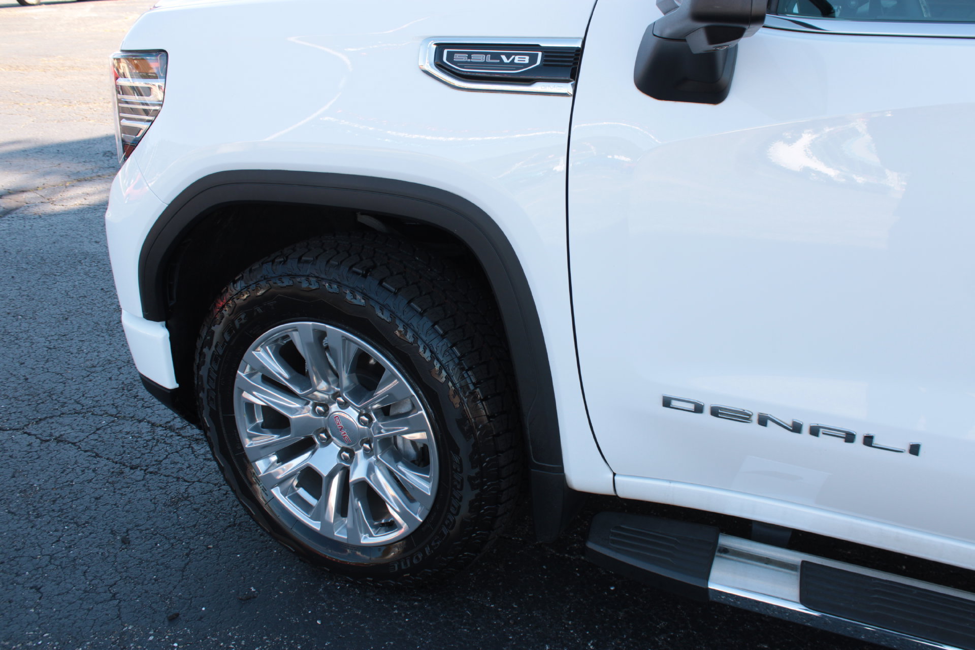 Used 2023 GMC Sierra 1500 Denali AWD/4WD image 11