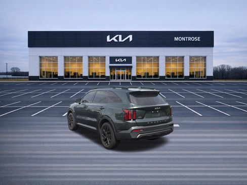 Used 2022 Kia Sorento S w/ Panoramic Sunroof Package AWD/4WD image 7
