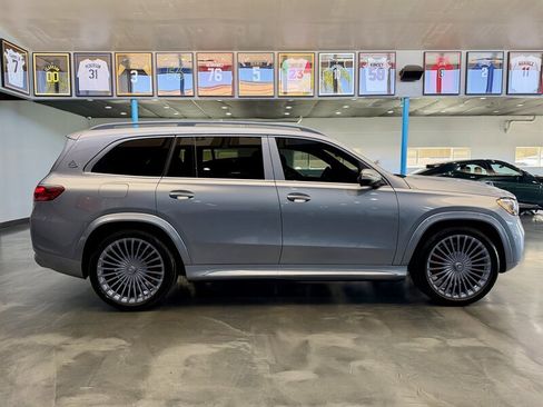 Used 2026 Mercedes-Benz Maybach GLS 600 image 7