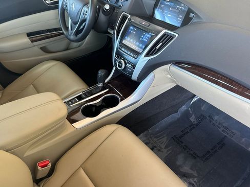 Used 2020 Acura TLX FWD image 18