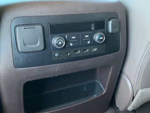 Used 2019 GMC Yukon XL Denali w/ Denali Ultimate Package RWD image 10