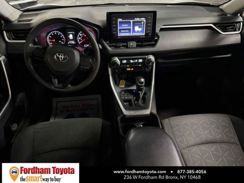 Used 2020 Toyota RAV4 XLE w/ All Weather Liner Package AWD/4WD image 13