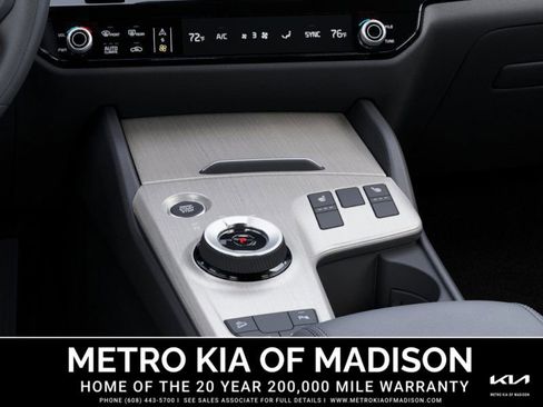 New 2026 Kia Sportage X-Line image 23