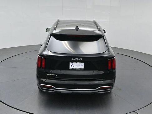 Used 2023 Kia Sorento S w/ Panoramic Sunroof Package FWD image 43