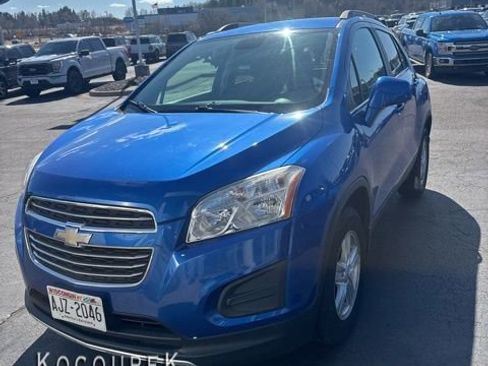 Used 2016 Chevrolet Trax LT w/ LT Convenience Package image 8