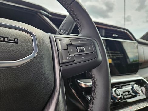 New 2026 GMC Sierra 2500 Denali Ultimate AWD/4WD image 13