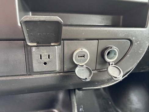 Used 2022 Chevrolet Express 2500 w/ Driver Convenience Package RWD image 17