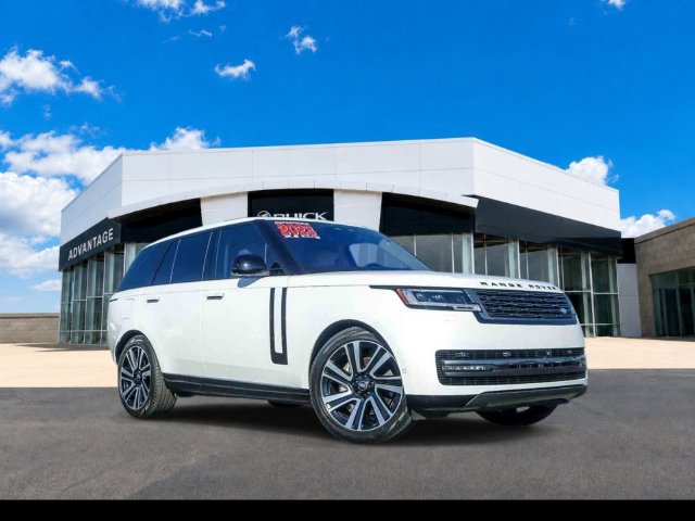 Used 2023 Land Rover Range Rover SE AWD/4WD image 2