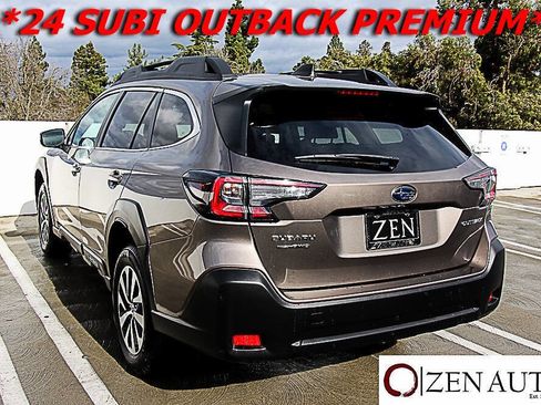 Used 2024 Subaru Outback Premium image 8