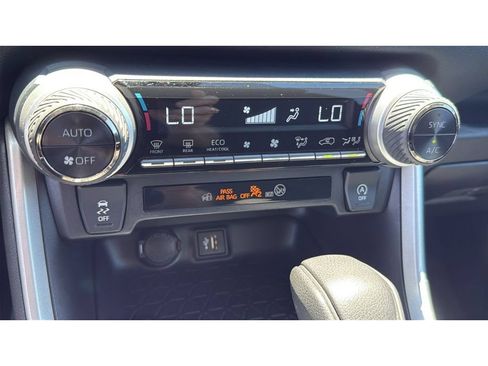 Certified 2024 Toyota RAV4 XLE AWD/4WD image 25