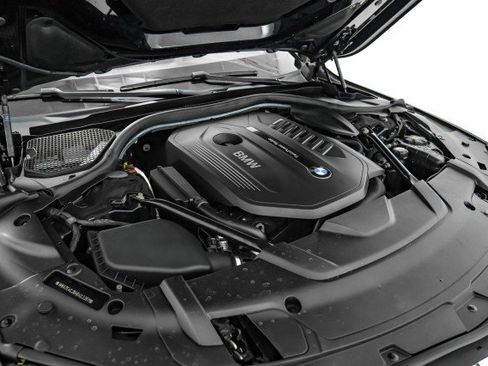 Used 2017 BMW 740i xDrive image 50