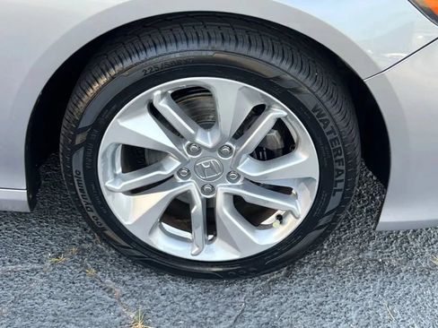 Used 2018 Honda Accord LX image 33